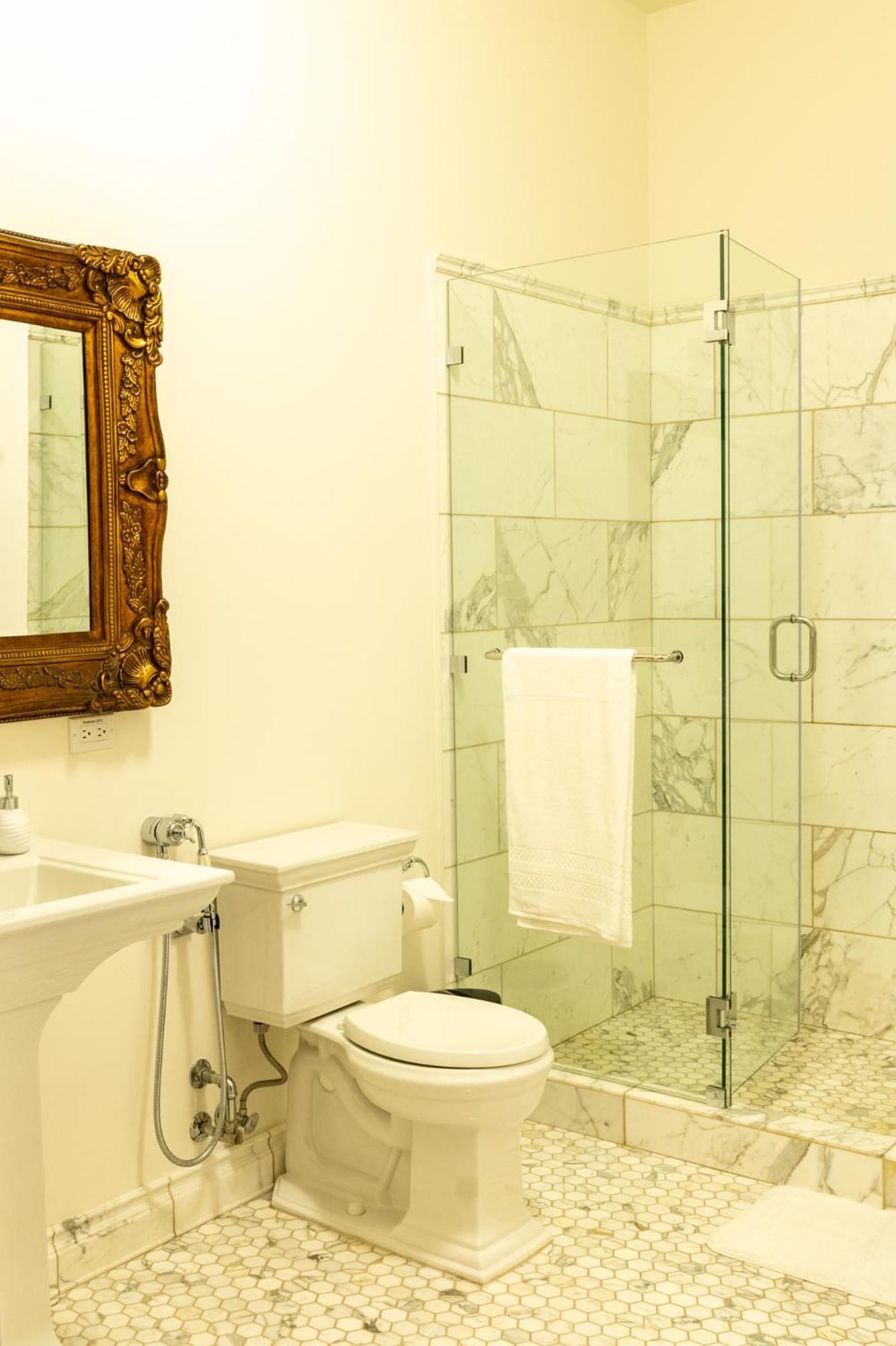 Hotel Plaza Herrera Panama City Luaran gambar