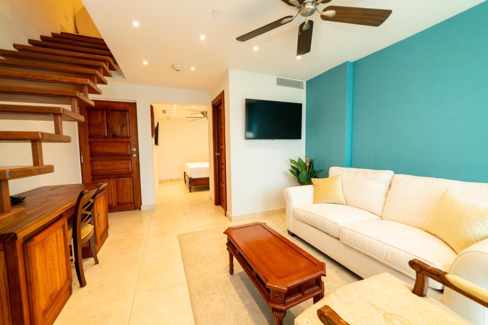 Hotel Plaza Herrera Panama City Luaran gambar